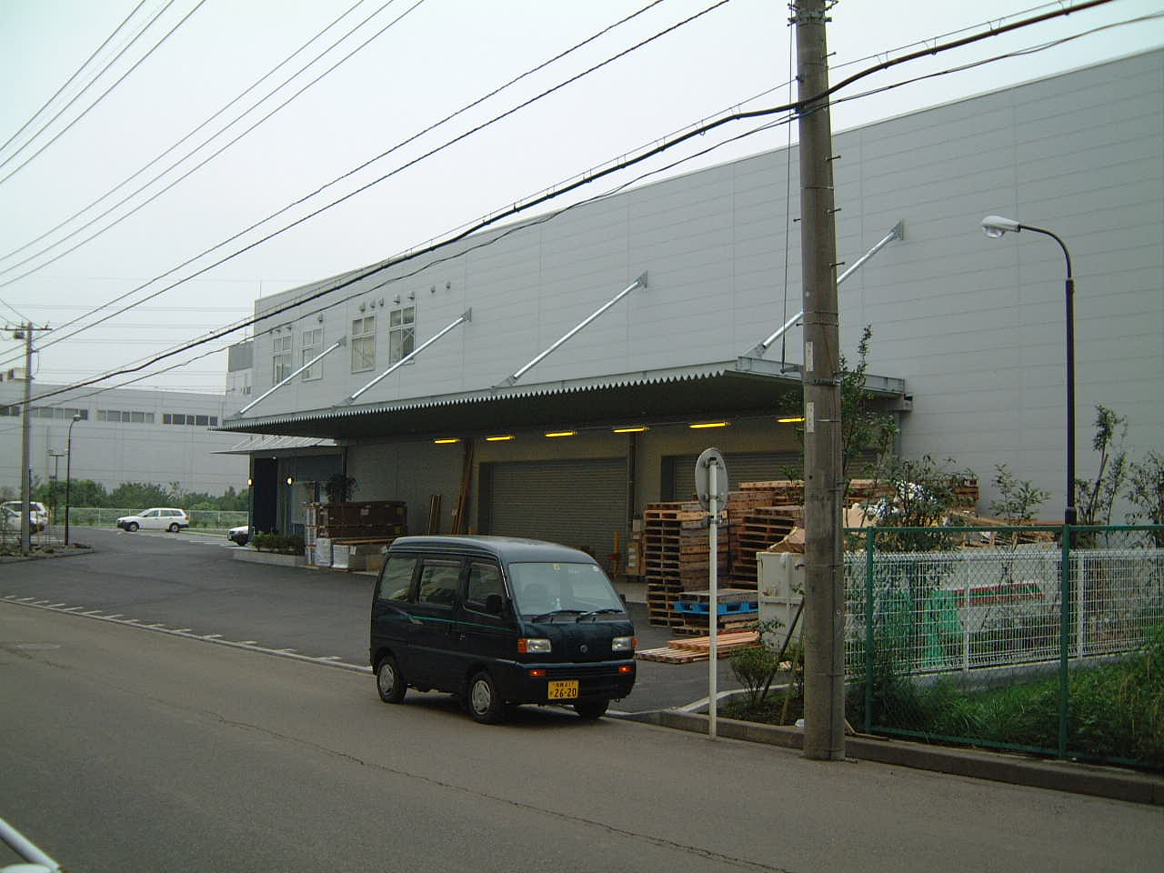 配送センターの実績例（当社管理物件）
　準工業・工業地域の土地活用は配送センター等です
　（当社管理物件）